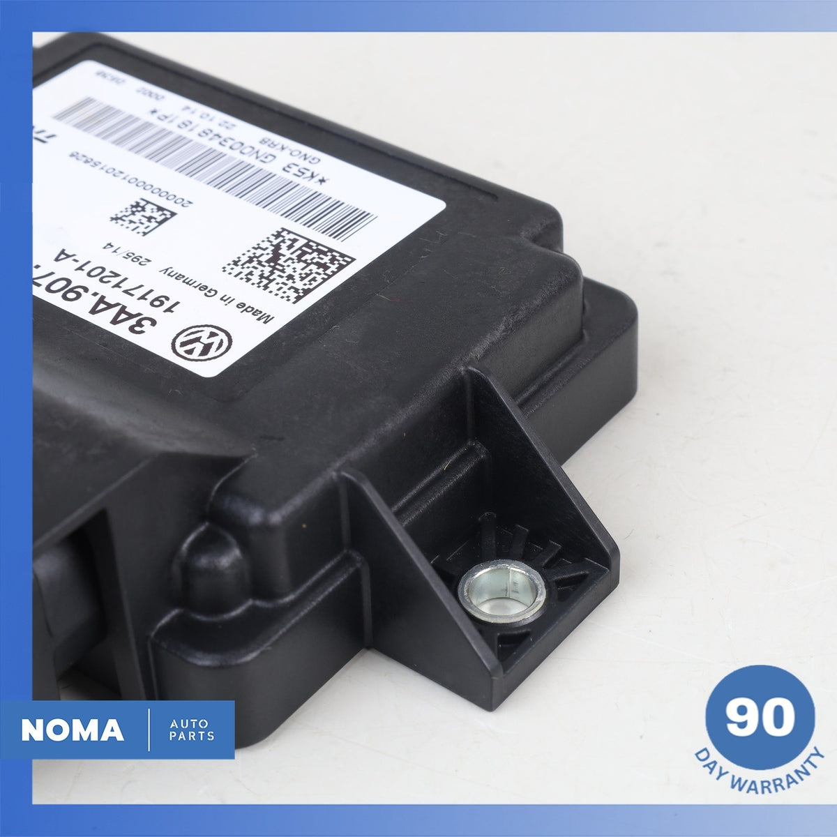 Audi 8U Q3 Electronic Parking Brake Control Module EMF 3AA907801J OEM - photo 4