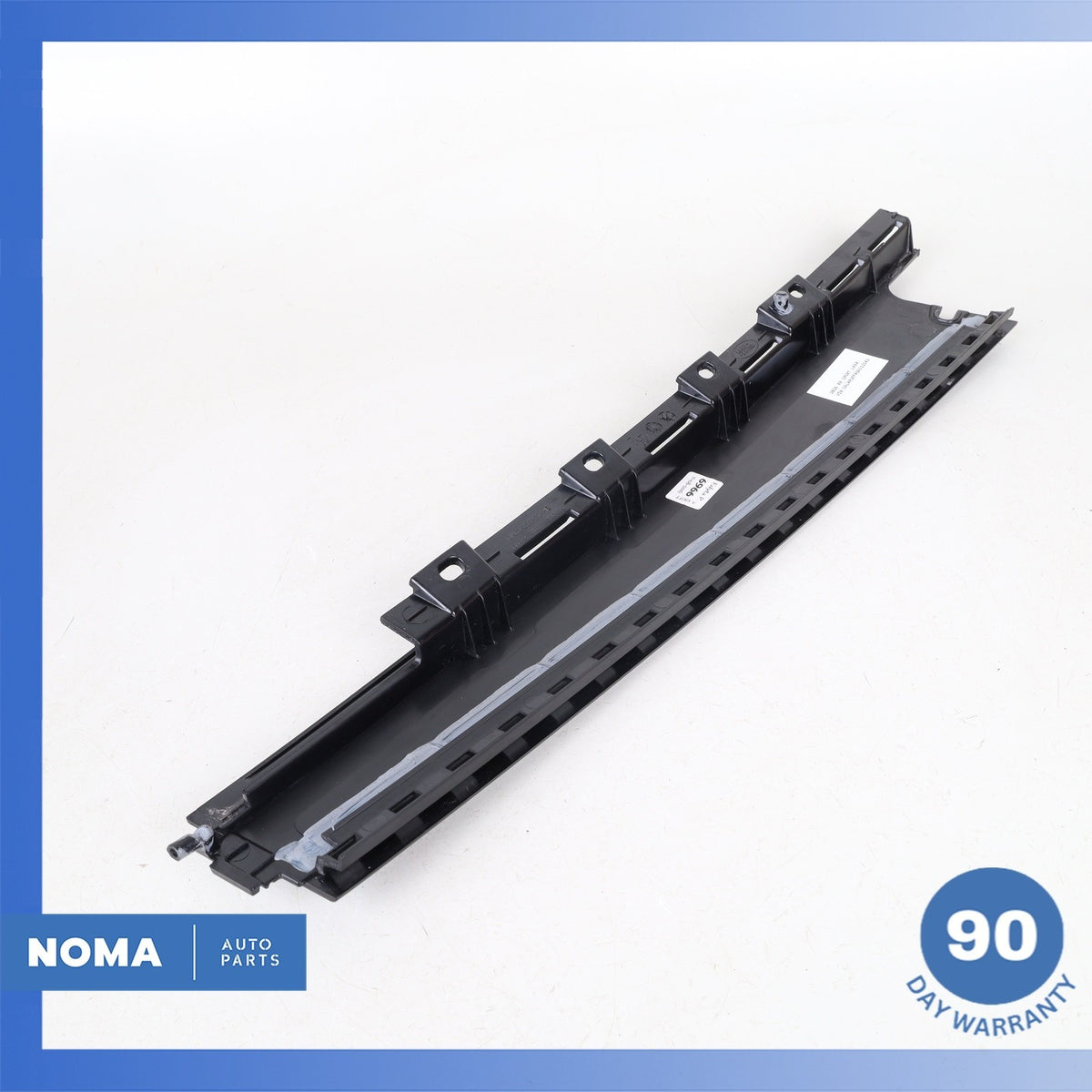 LR Range Rover Sport L494 Rear Right Side Exterior Door B-Pillar Molding OEM - photo 9