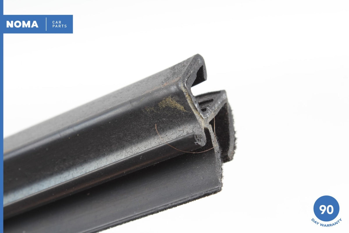 09-16 BMW Z4 E89 Front Right Passenger Side Door Weatherstrip Seal 7046104 OEM - photo 9