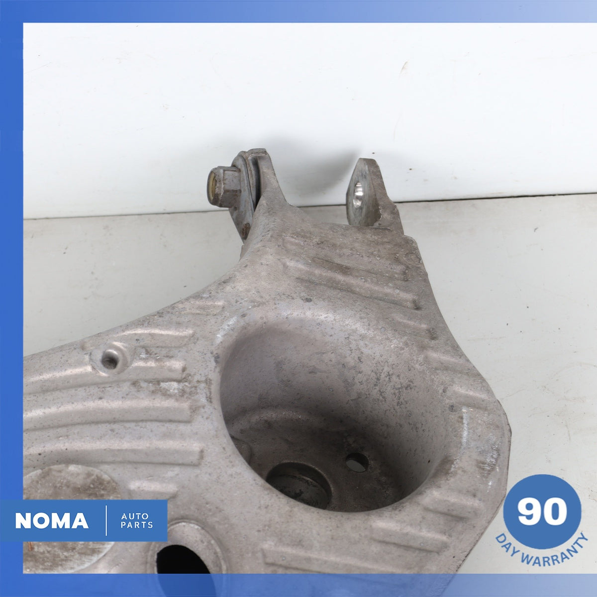 18-20 Range Rover L560 Velar Rear Left Side Suspension Lower Control Arm Set OEM - photo 11