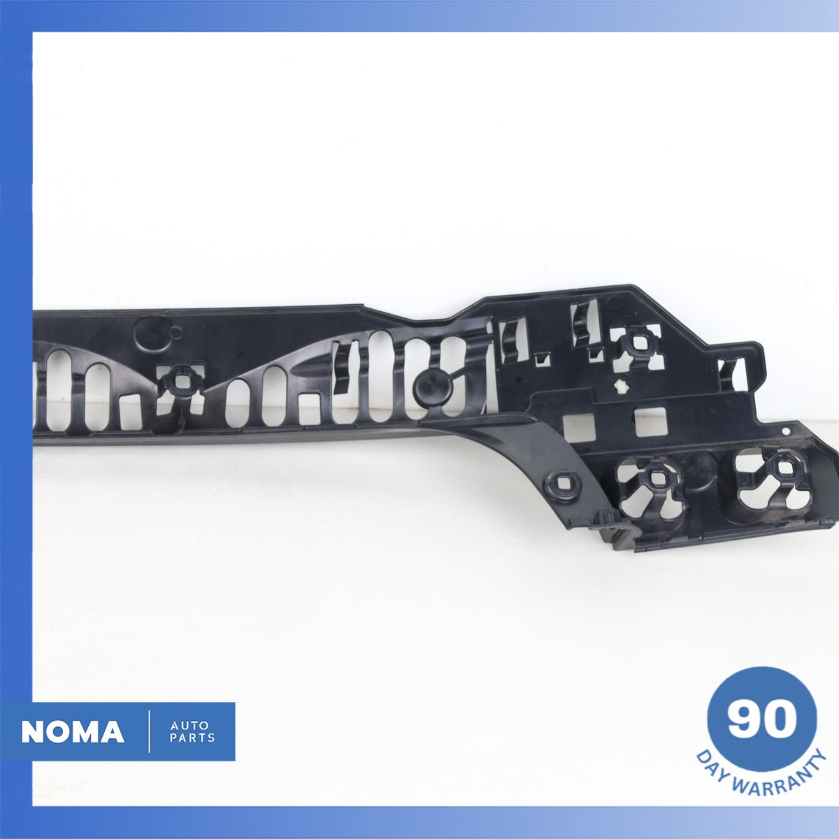 16-19 BMW G12 740i Rear Bumper Center Support Mount Bracket OEM 76k - photo 8