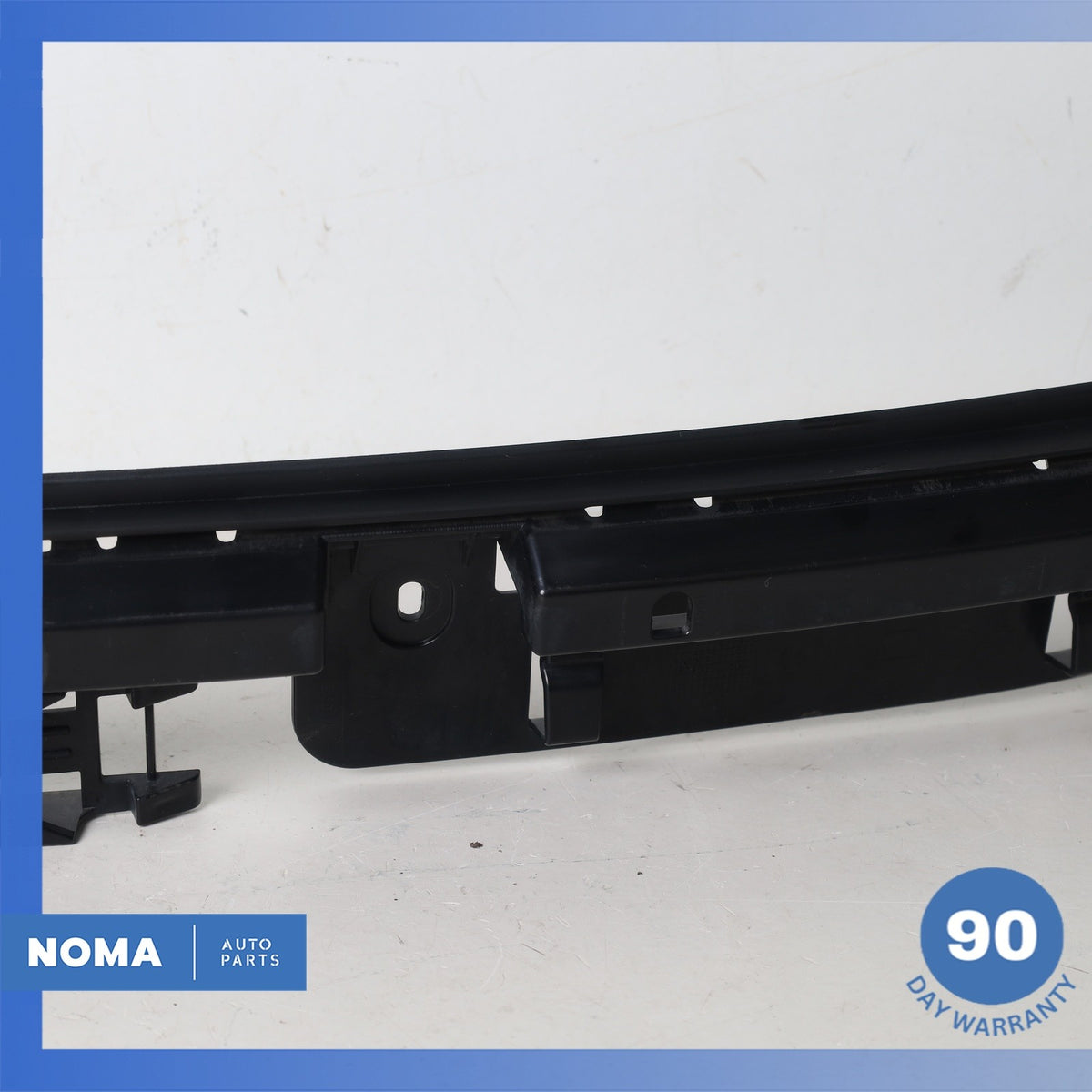 09-16 BMW E89 Z4 Rear Bumper Center Mount Support Bracket 51127192042 OEM - photo 5