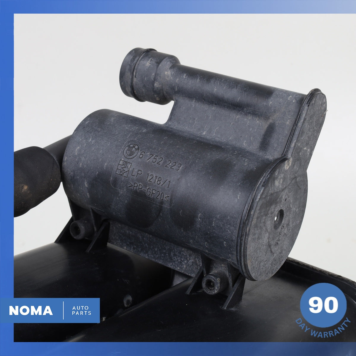 BMW E85 Z4 Fuel Vapor Charcoal Canister 6752223 OEM - photo 2