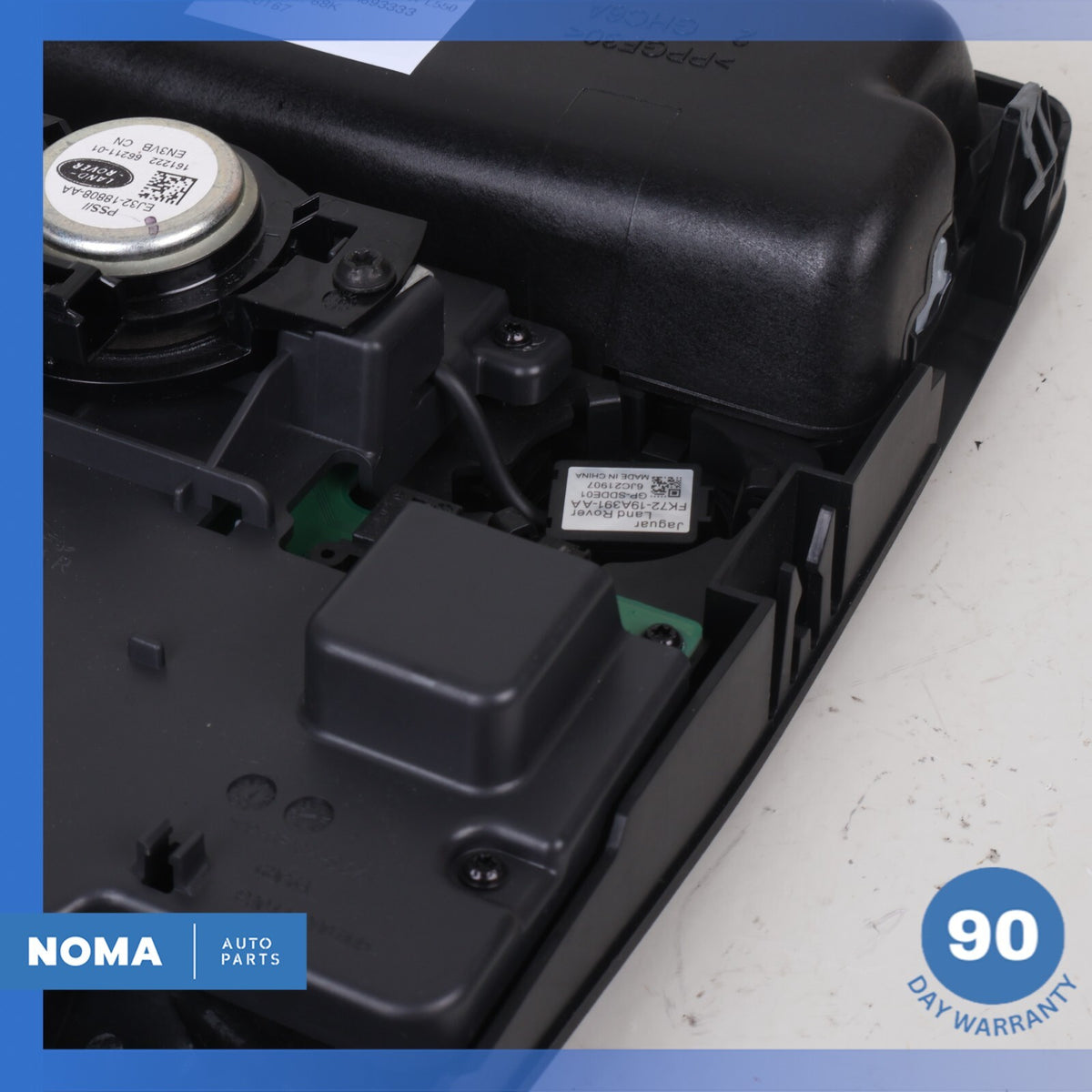 2017 Land Rover Discovery Sport L550 Dome Light Overhead Lamp Roof Switch OEM - photo 19