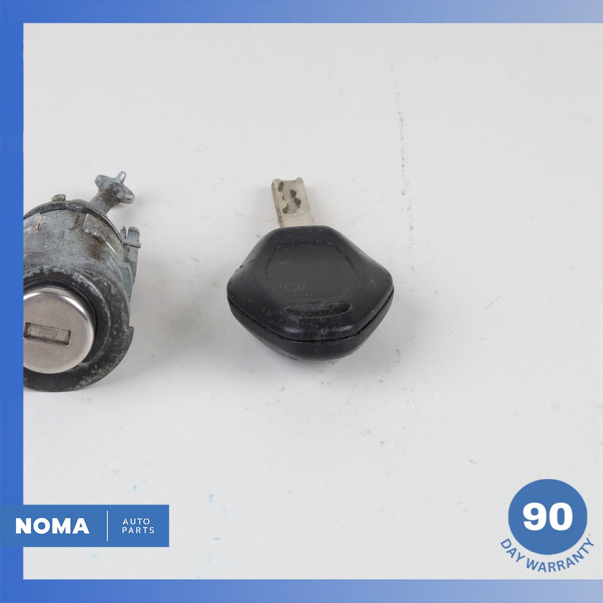 03-08 BMW E85 Z4 Trunk Ignition Safety Lock Barrel Set / Key 32307197330 OEM - photo 3