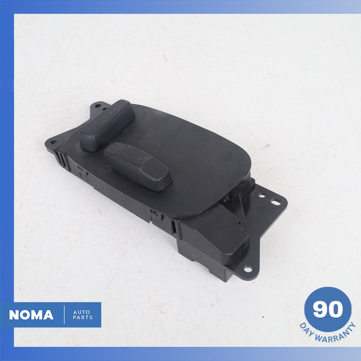 Range Rover L560 Velar Front Right Side Seat Adjustment Switch OEM - photo 1
