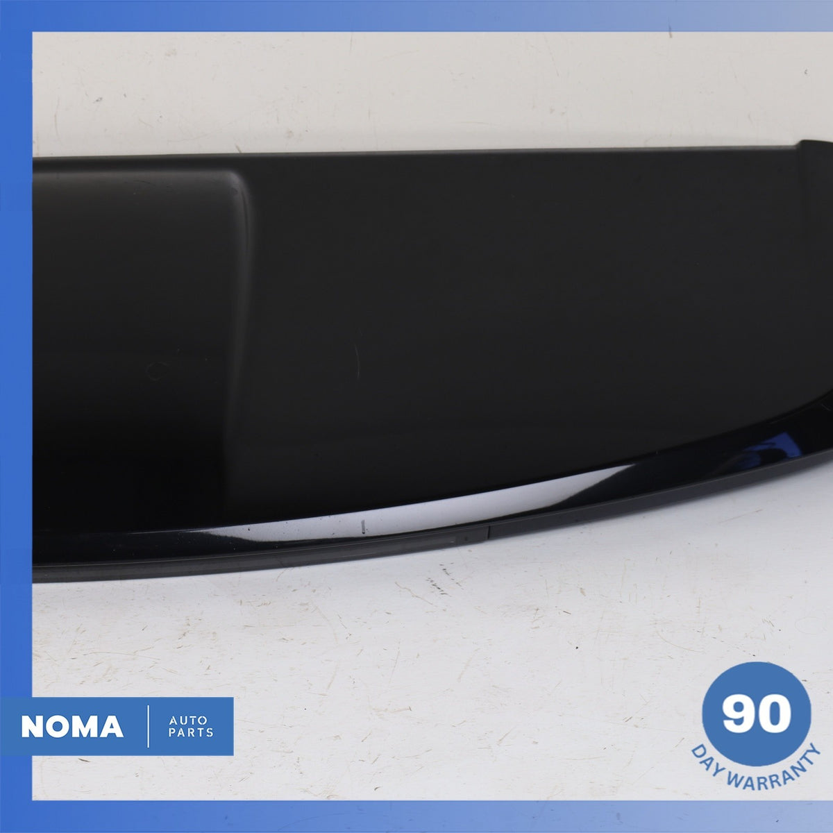 17-19 LR Range Rover Evoque L538 4DR Rear Trunk Spoiler Wing w/ Brake Light OEM - photo 3