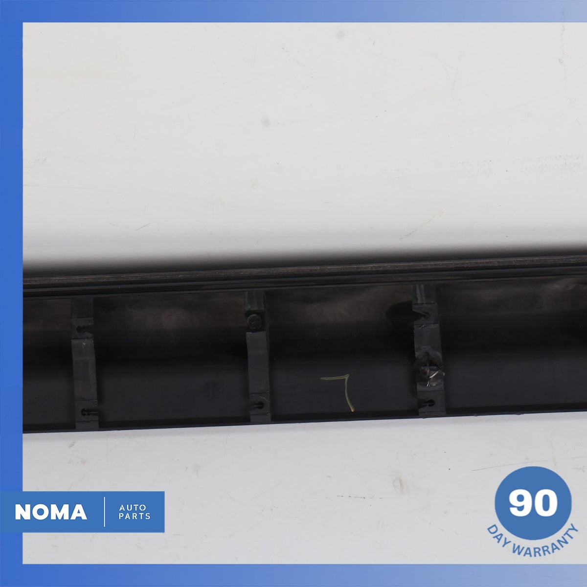 10-13 Land Rover Range Rover Sport L320 Front Left Driver Door Lower Molding OEM - photo 8