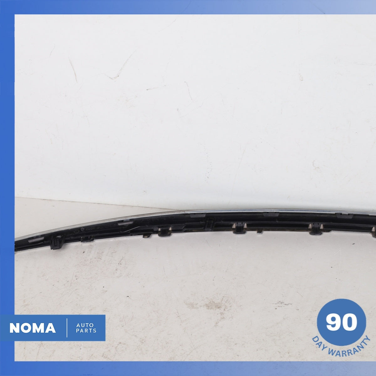 BMW F07 535i 550i GT Trunk Boot Lid Door Molding 7211167 OEM - photo 10