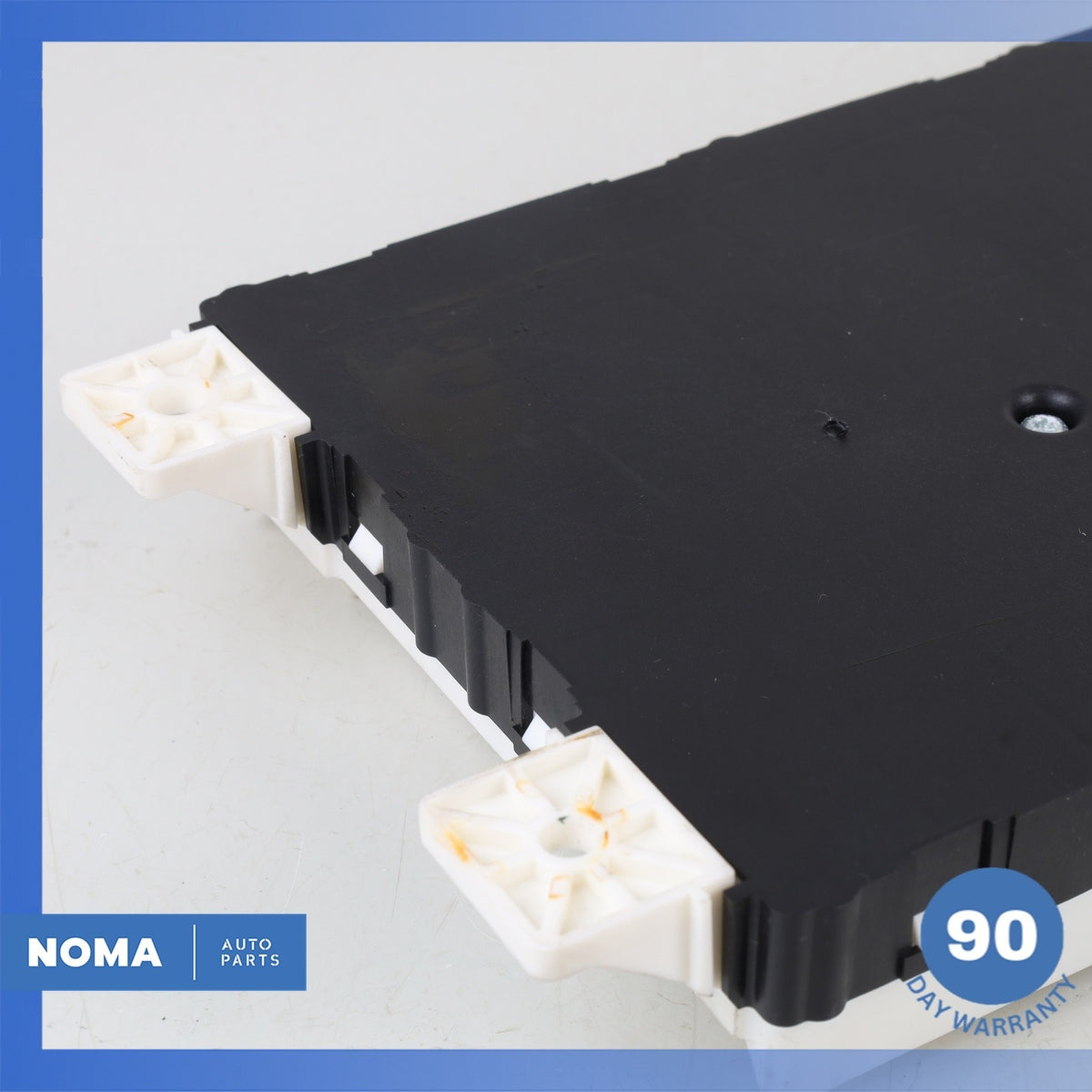 Dodge LD Charger Body Control Module BCM BCU 68525720AA OEM 74k - photo 11