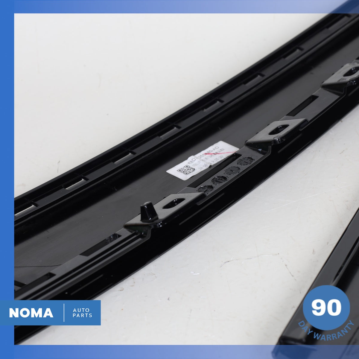 20-23 Range Rover Evoque L551 Rear Right Outer Door Window Molding Set OEM - photo 17