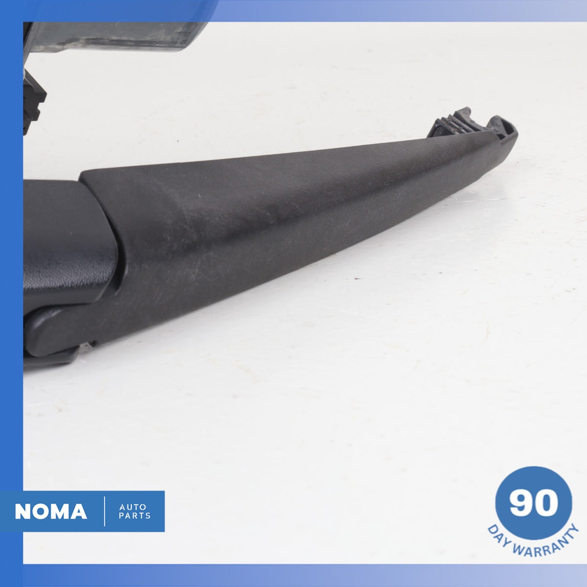 15-19 Land Rover Discovery Sport L550 Rear Glass Windshield Wiper Motor w/ Arm - photo 3