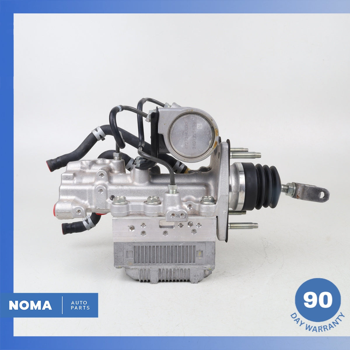 2014 Lexus ZWA10L CT200h Brake Booster w/ Master Cylinder 4705076100 OEM - photo 11