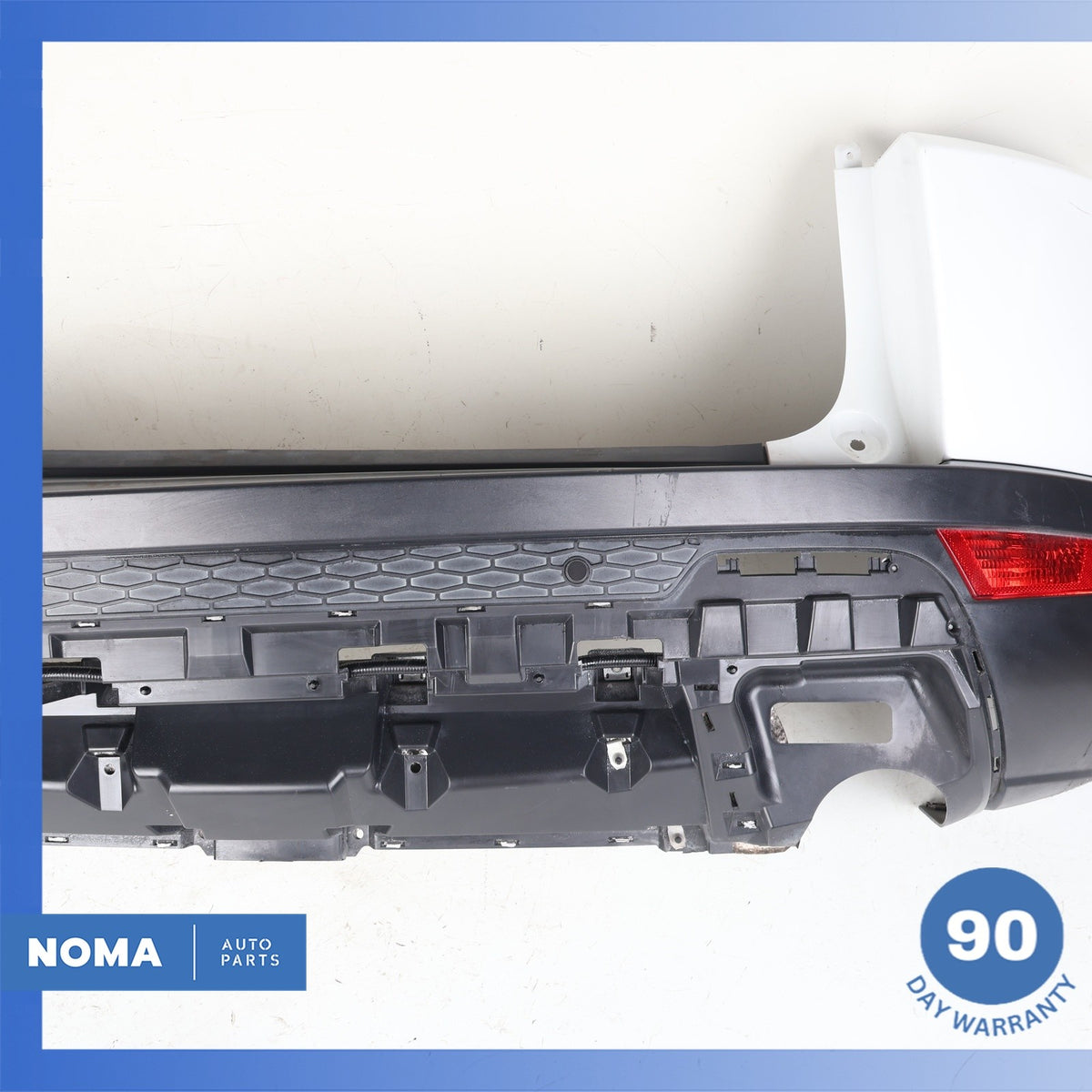 12-15 LR Range Rover Evoque L538 Rear Bumper Cover Panel Assembly White OEM - photo 5