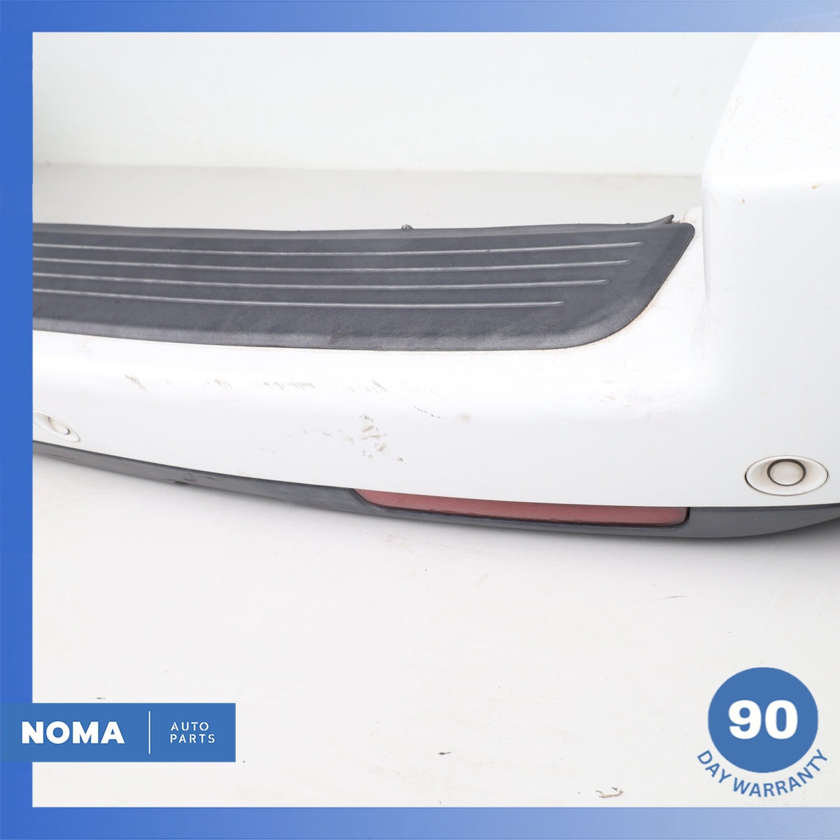 10-12 Land Rover Range Rover L322 Rear Bumper Cover Panel Assembly OEM - photo 4