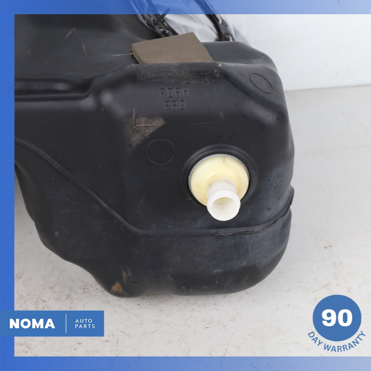 12-17 Land Rover Range Rover Evoque L538 Fuel Gas Tank Reservoir Assembly OEM - photo 10
