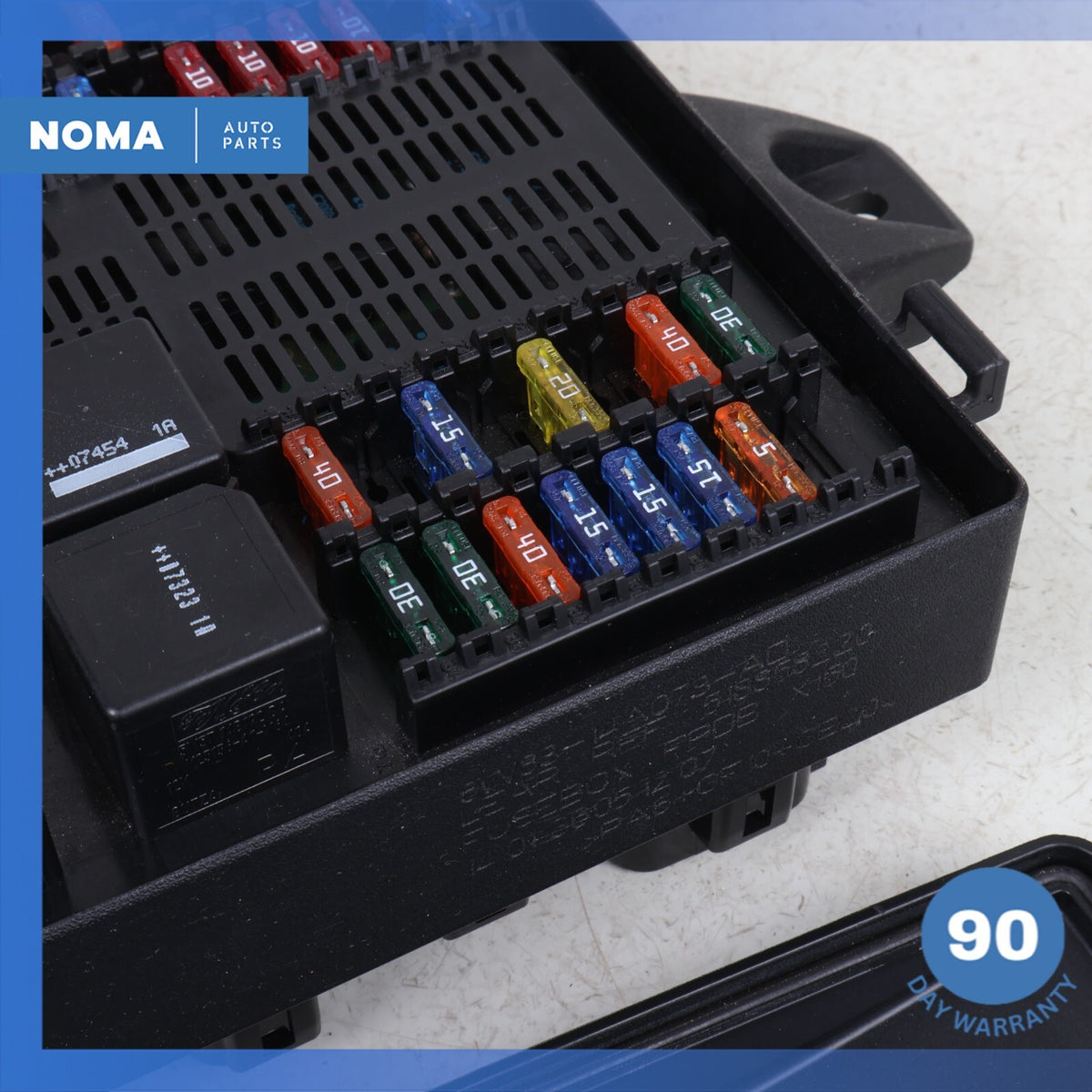 07-11 Jaguar X150 XK XKR Front Relay Fuse Box 6W8314A073AD OEM - photo 6