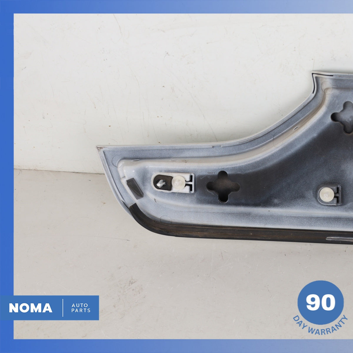 BMW G12 740i 750i Trunk Boot Lid License Plate Shell Panel White 7424734 OEM - photo 11