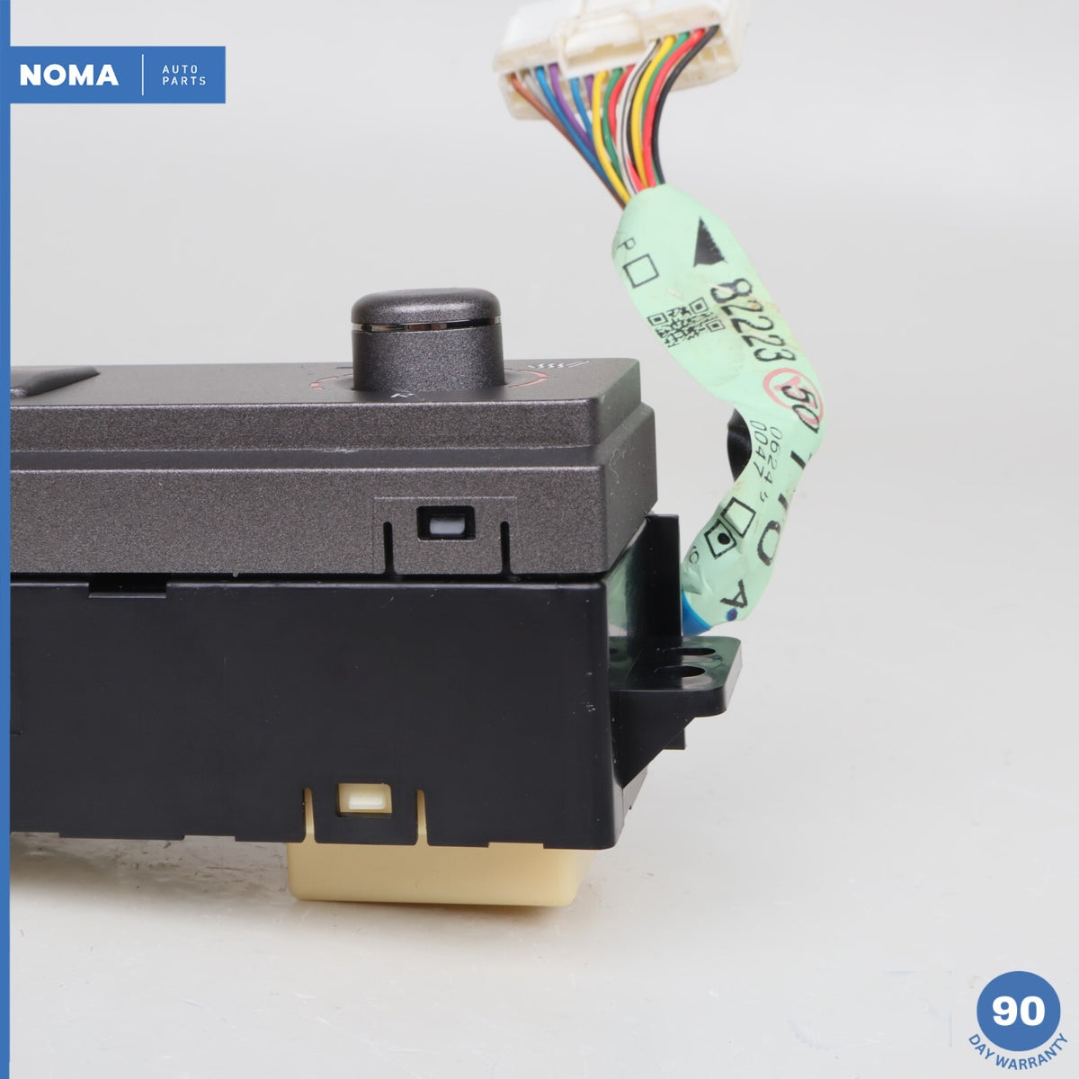 07-12 Lexus LS460 XF40 Rear Console Seat Heat & Curtain Switch w/ Wire OEM - photo 13