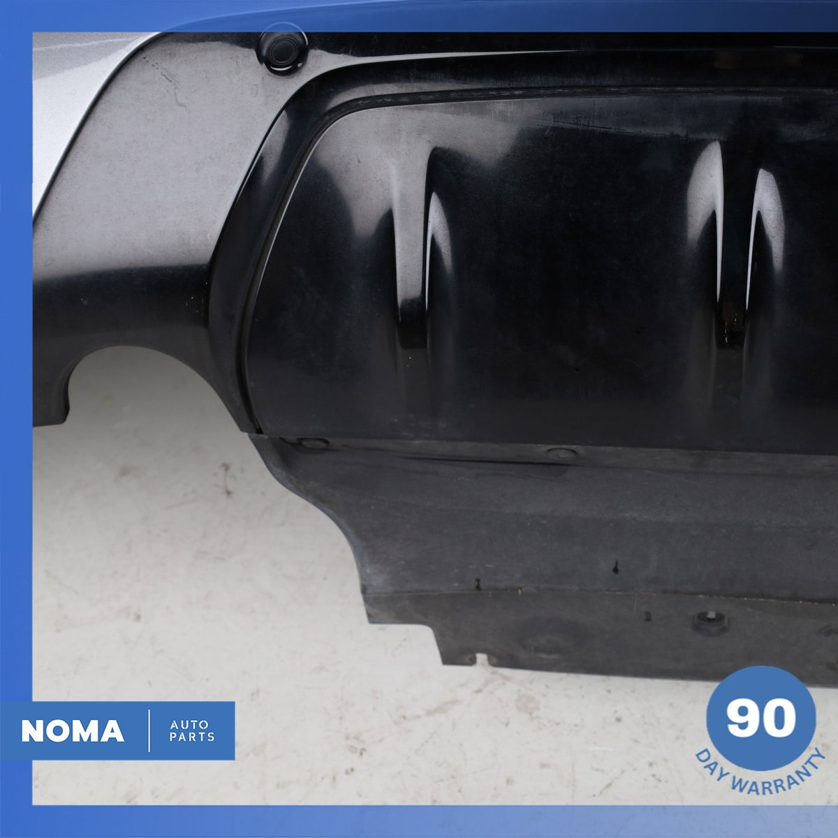 18-20 LR Range Rover L560 Velar Rear Bumper Cover Panel Assembly Silver OEM - photo 9