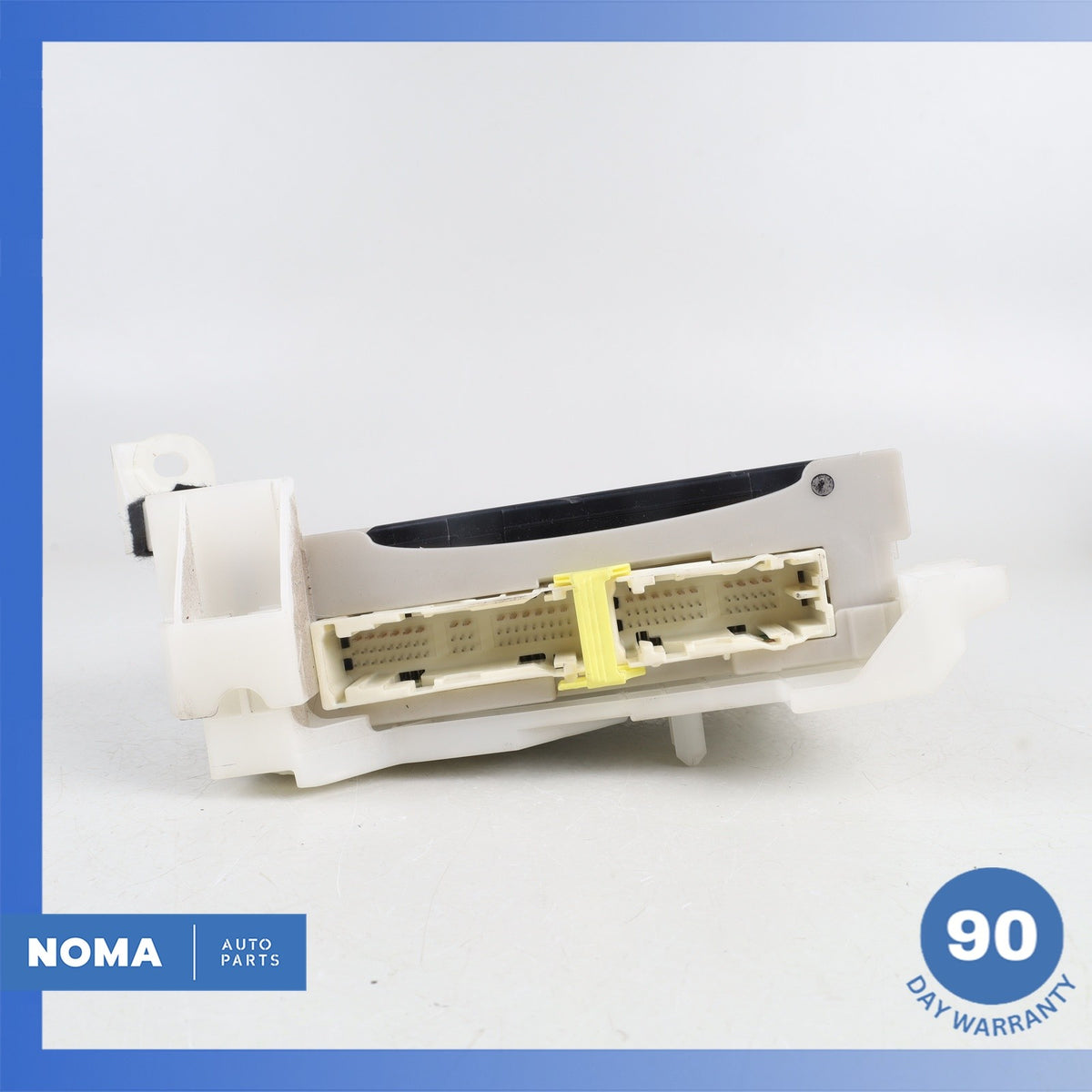 Lexus ZWA10 CT200h Multiplex Network Control Module w/ Fusebox OEM - photo 12