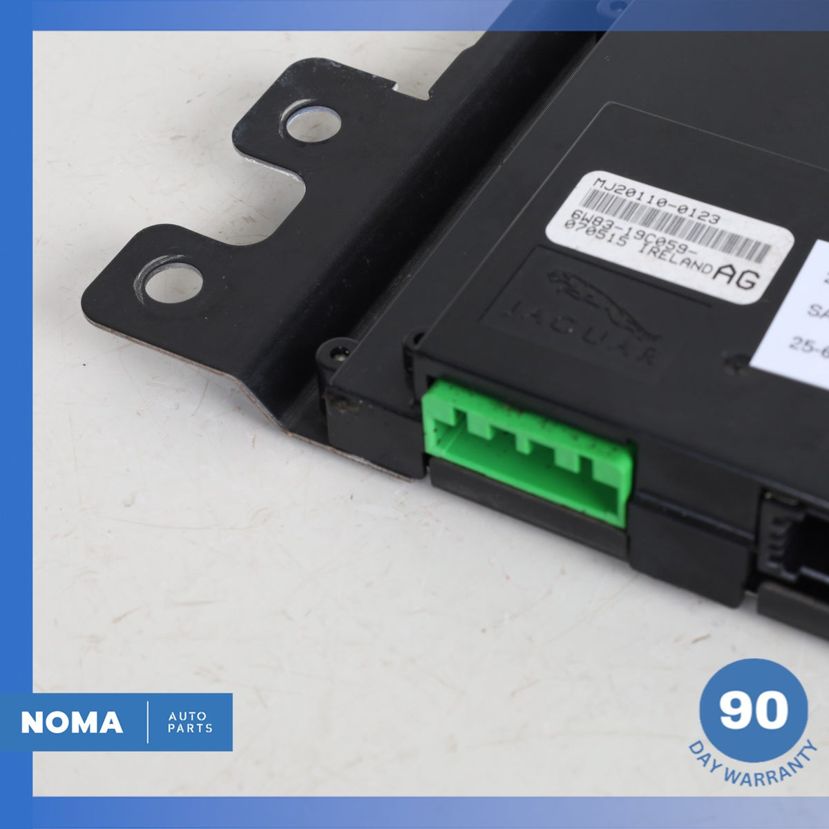 2007 Jaguar X150 XK Communication Multimedia Control Module 6W8319C059AG OEM - photo 4