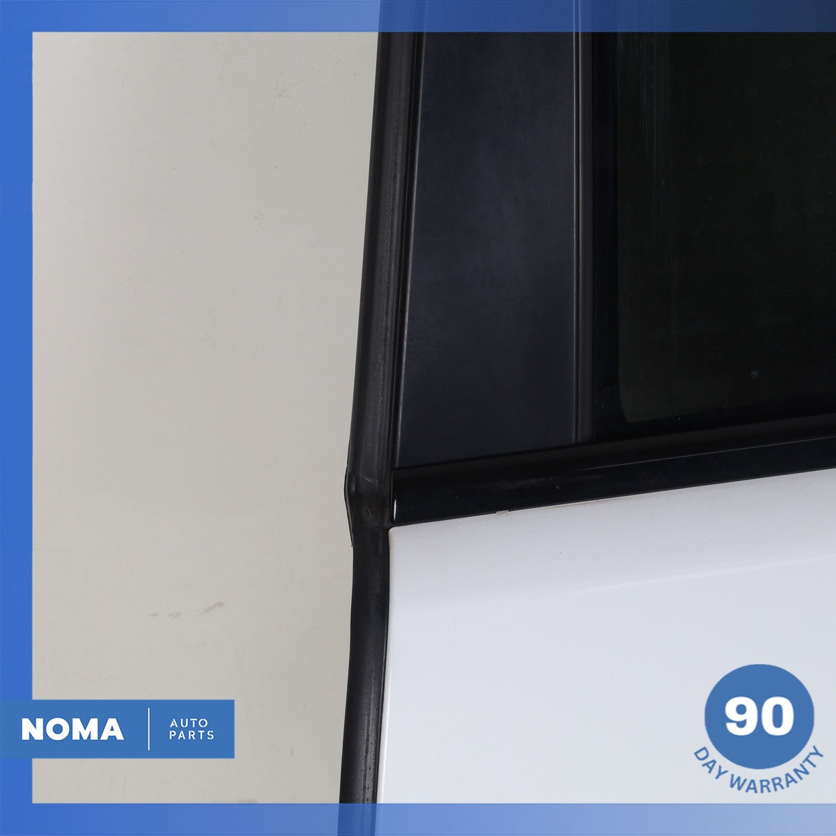 12-19 LR Range Rover Evoque L538 4DR Rear Left Side Door Panel Shell White OEM - photo 4