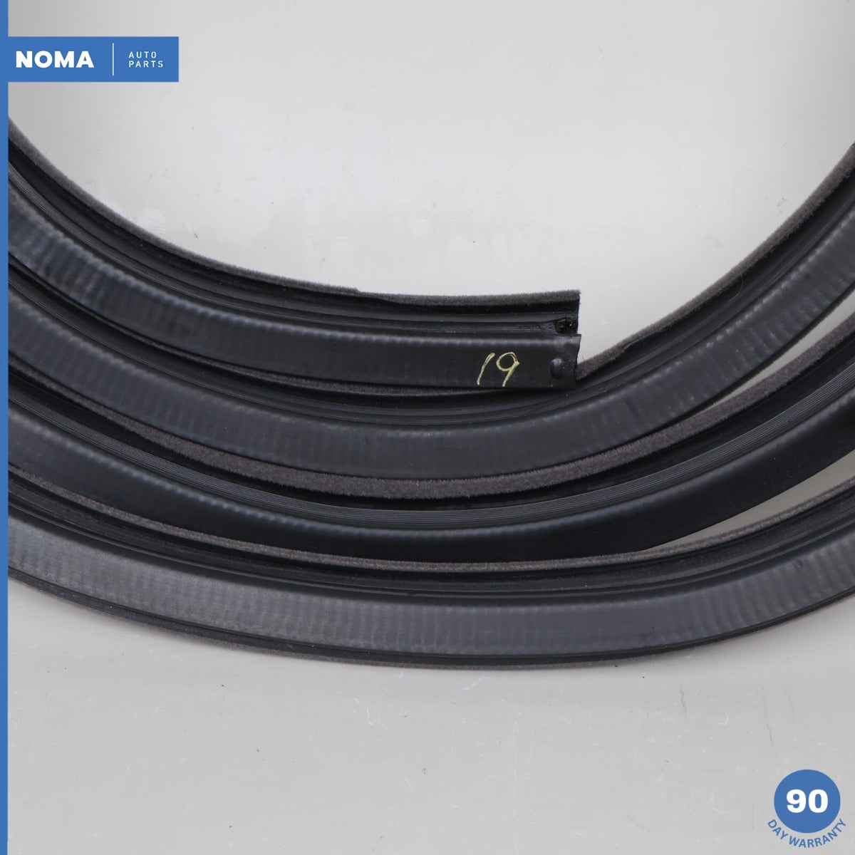 07-12 Lexus LS460 XF40 Front Right Door Body Weatherstrip Seal LA10 OEM - photo 8