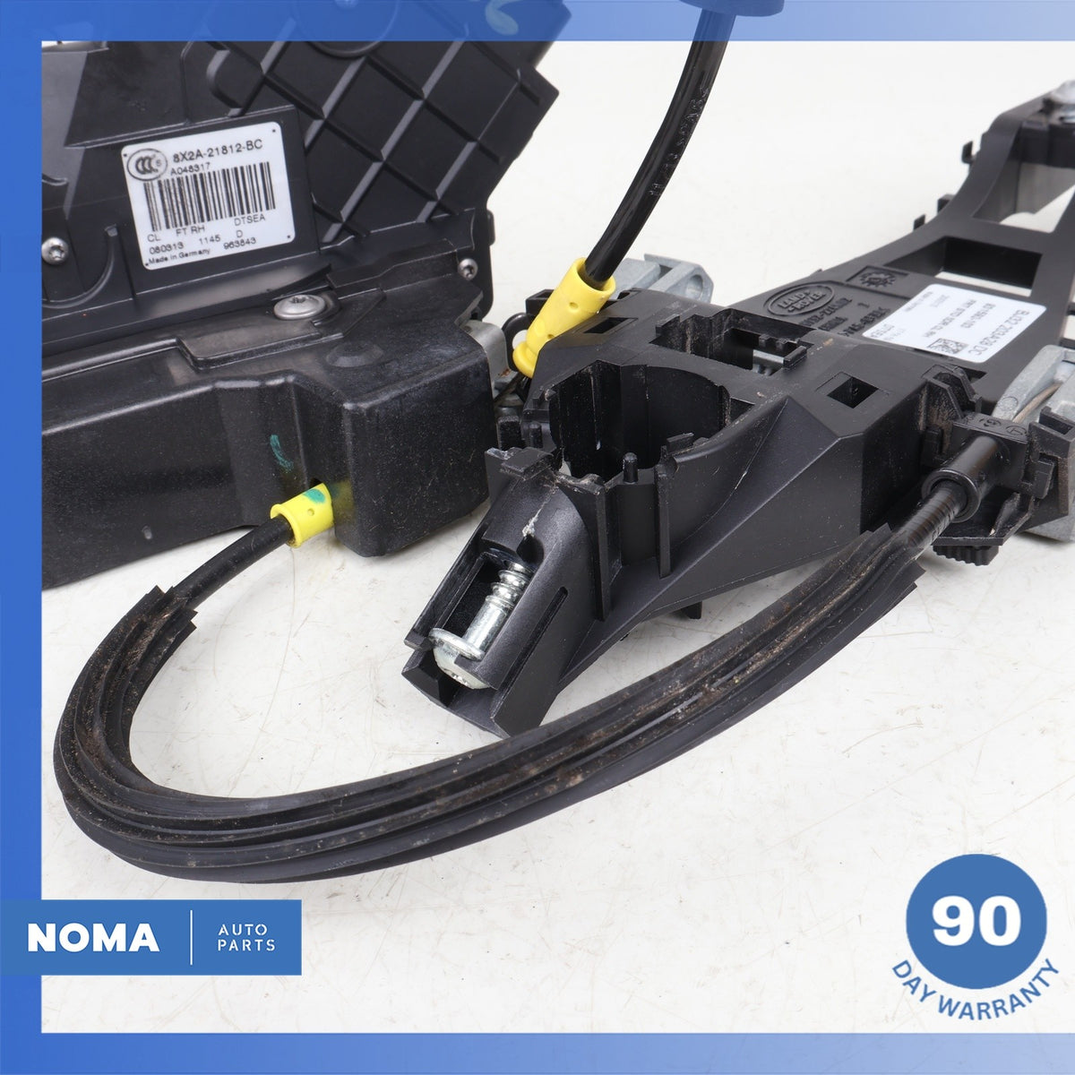 12-19 Range Rover Evoque L538 Front Right Side Door Latch Lock w/ Bracket OEM - photo 5