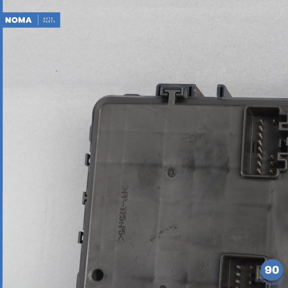 02-04 Jaguar X-Type X400 Front Under Dashboard Junction Relay Fuse Box OEM - photo 11