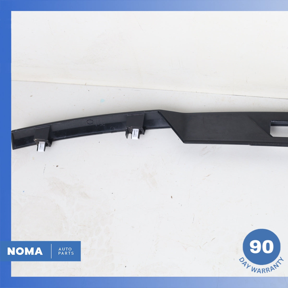 14-22 Range Rover Sport L494 Trunk Bezel License Plate Molding DK6240406DA OEM - photo 9