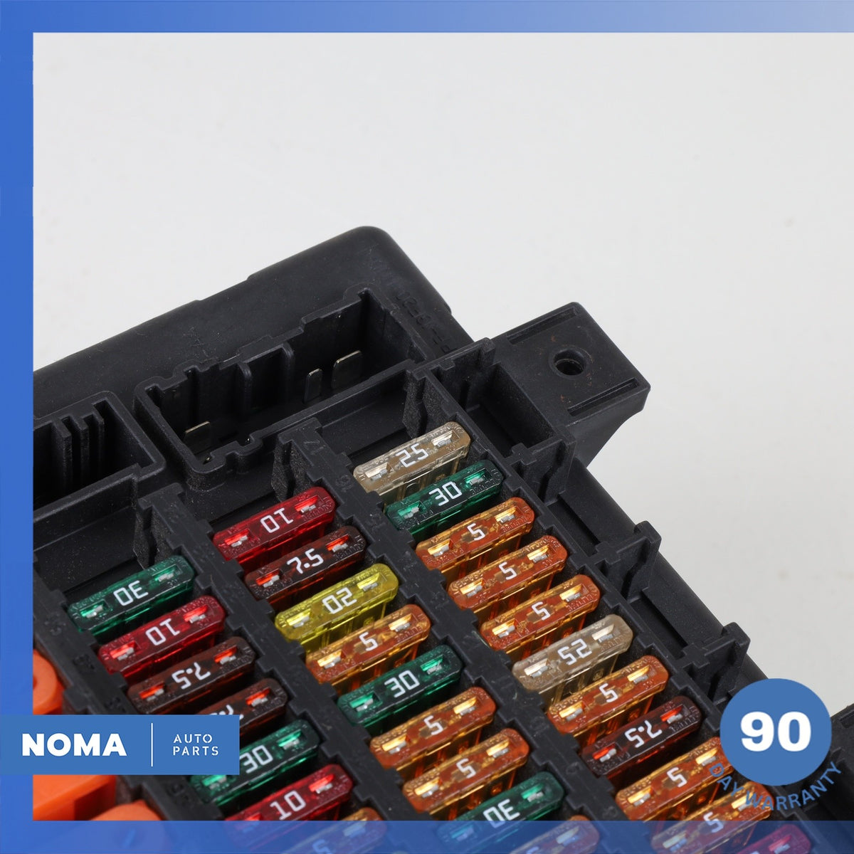 03-08 BMW E85 Z4 Engine Motor Relay Junction Terminal Fusebox Fuse Box OEM - photo 3
