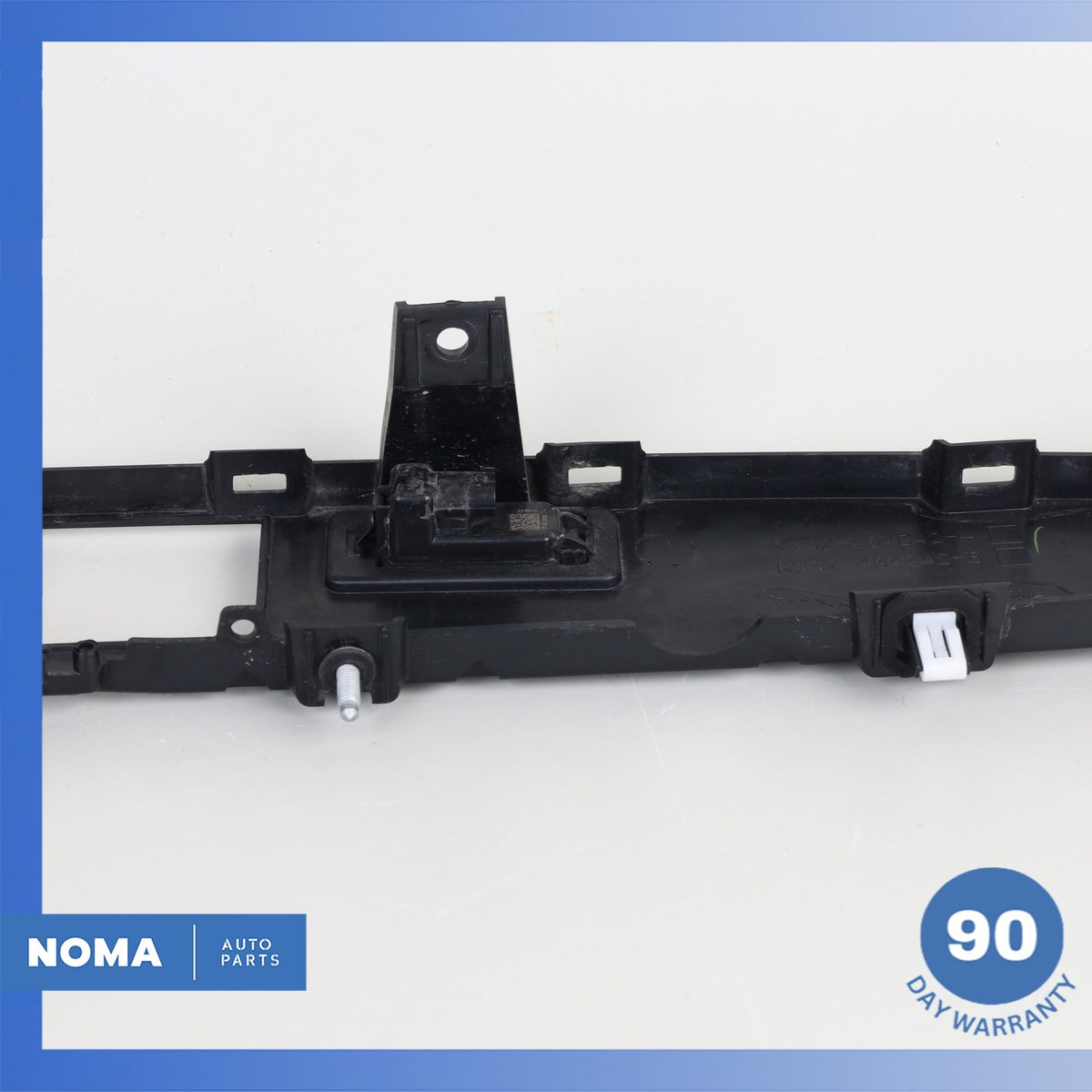 20-21 Range Rover Evoque L551 Rear Trunk Bezel License Plate Light Lamp Trim OEM - photo 10