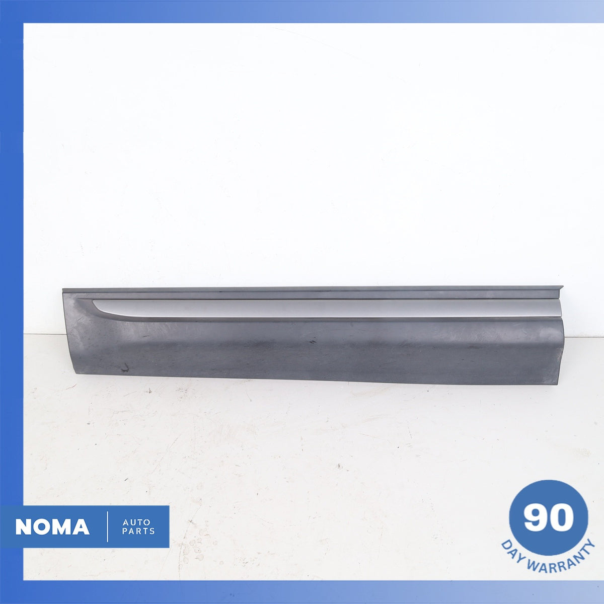 12-19 Range Rover Evoque L538 4DR Front Left Door Lower Molding LR045548 OEM - photo 1