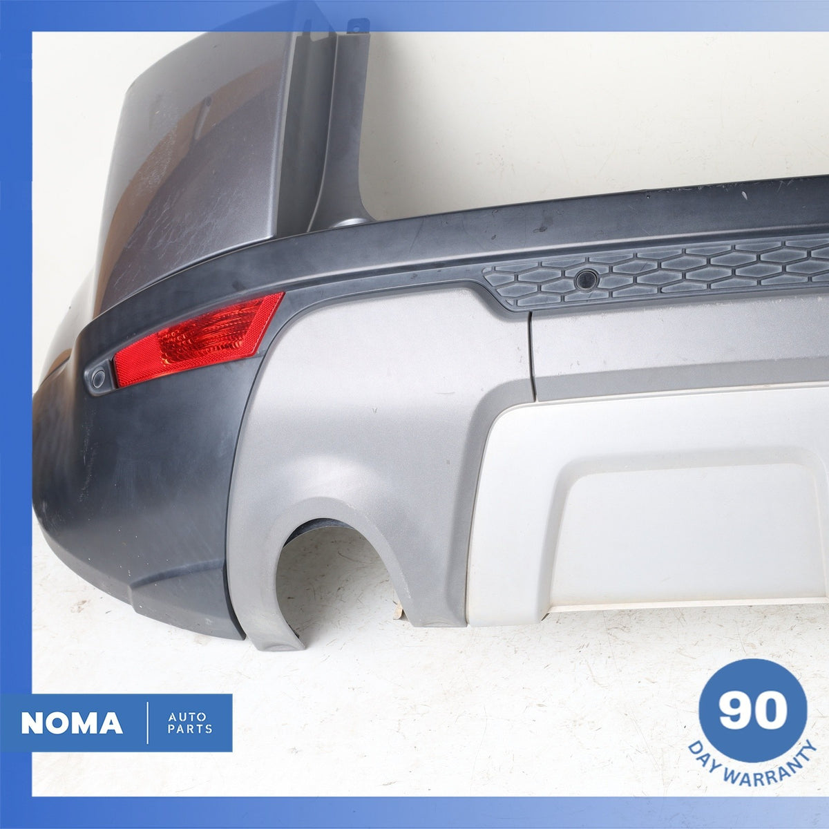 12-15 LR Range Rover Evoque L538 Rear Bumper Cover Panel Assembly Gray OEM - photo 7