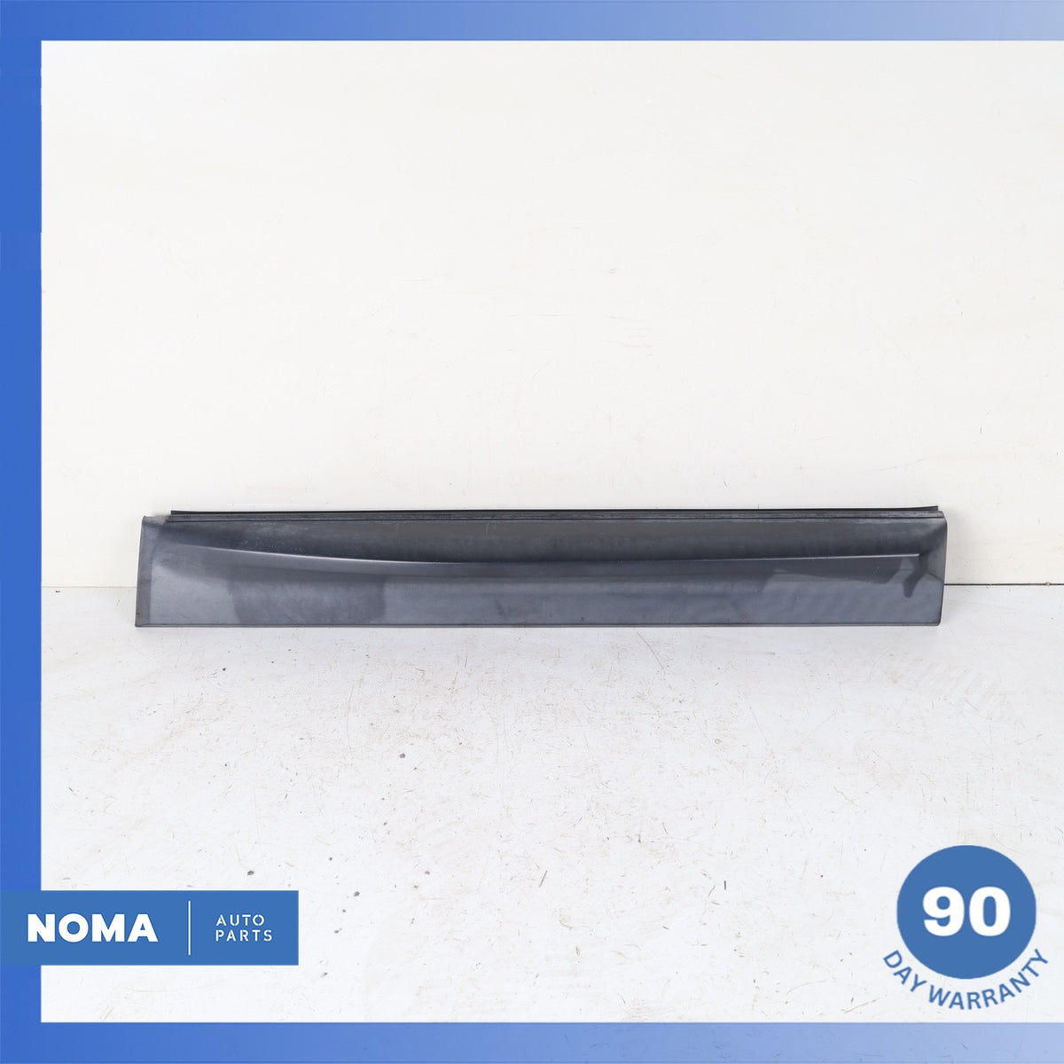 10-13 Land Rover Range Rover Sport L320 Front Right Side Door Lower Molding OEM - photo 1