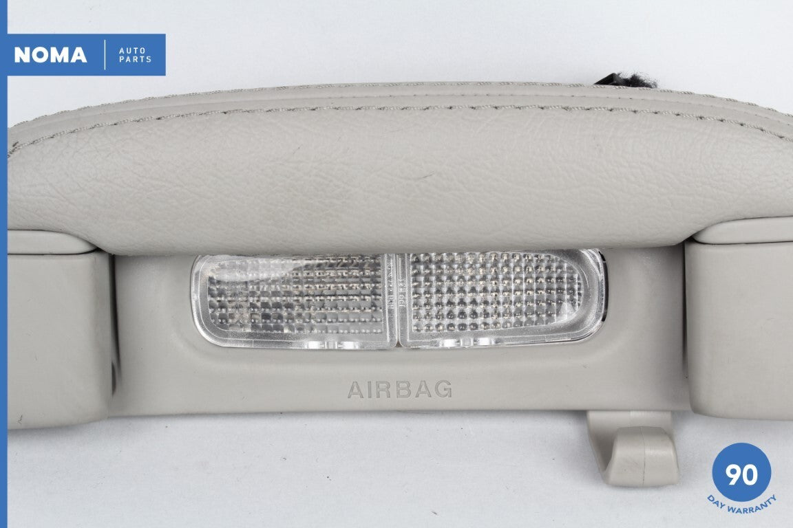 2004 Jaguar XJ8 VDP X350 Rear Left Driver Side Side Roof Grab Handle w/ Lamp OEM - photo 3