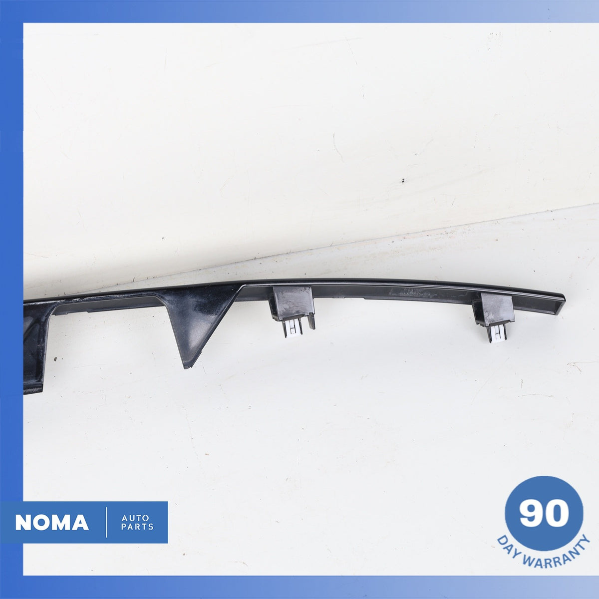 14-22 Range Rover Sport L494 Trunk Bezel License Plate Molding DK6240406DA OEM - photo 8