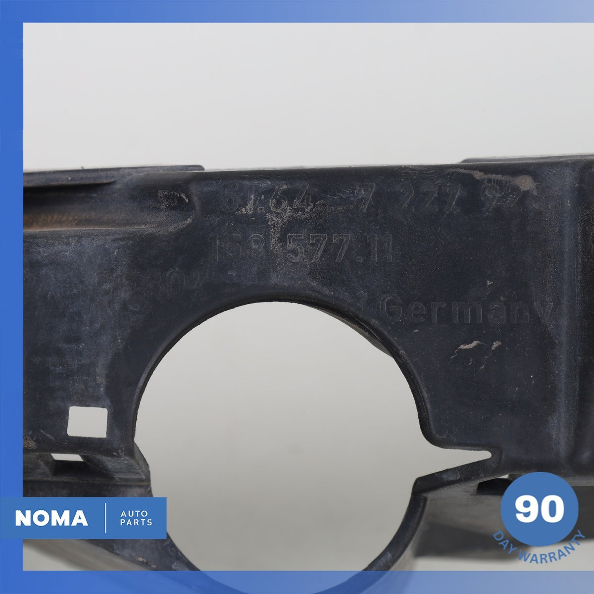 BMW E92 328i 335i Coupe Right Side Headlight Support Bracket Set 7227926 OEM 75k - photo 8