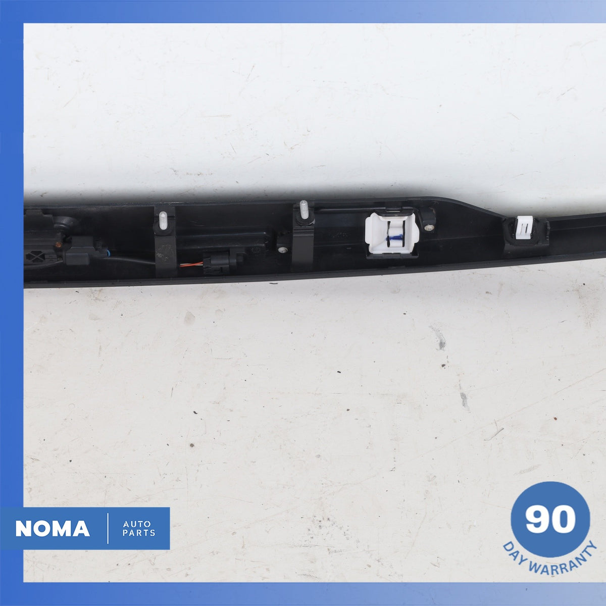 12-15 Range Rover Evoque L538 Rear Trunk Bezel License Plate Light Lamp Trim OEM - photo 16