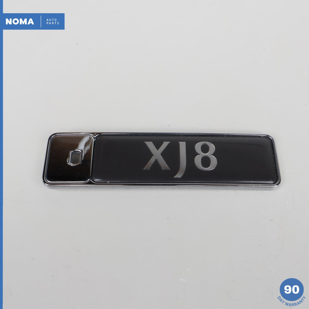 98-03 Jaguar XJ8 X308 Rear Right Passenger Trunk Lid XJ8 Badge HND5994CA OEM - photo 1