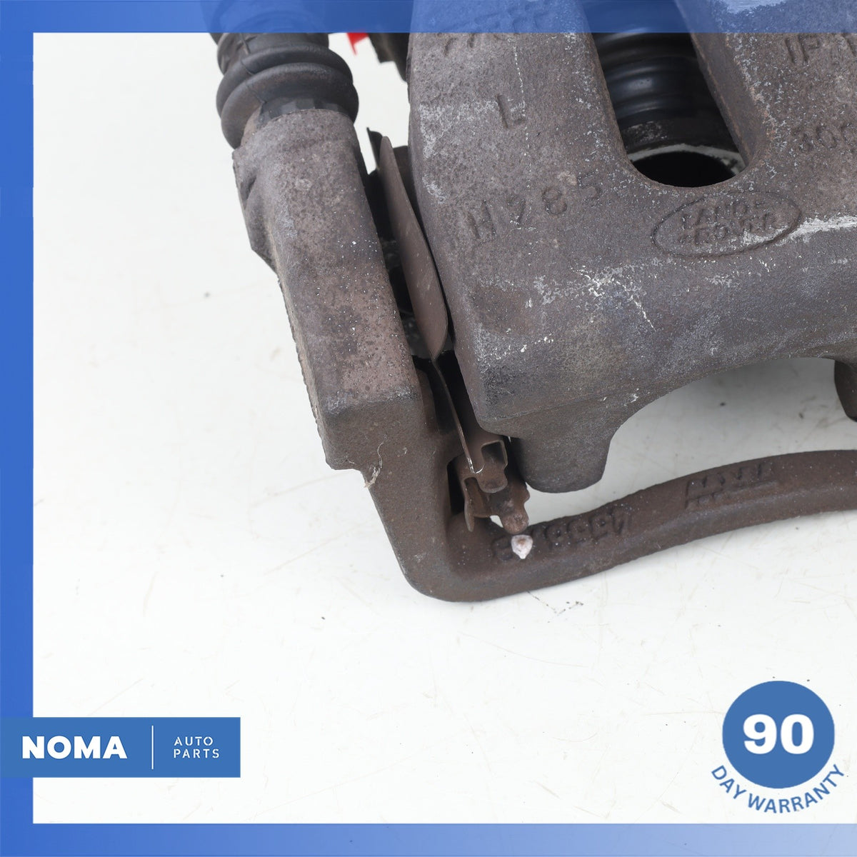 Land Rover L359 LR2 Rear Left & Right Brake Caliper Cover Set OEM - photo 8