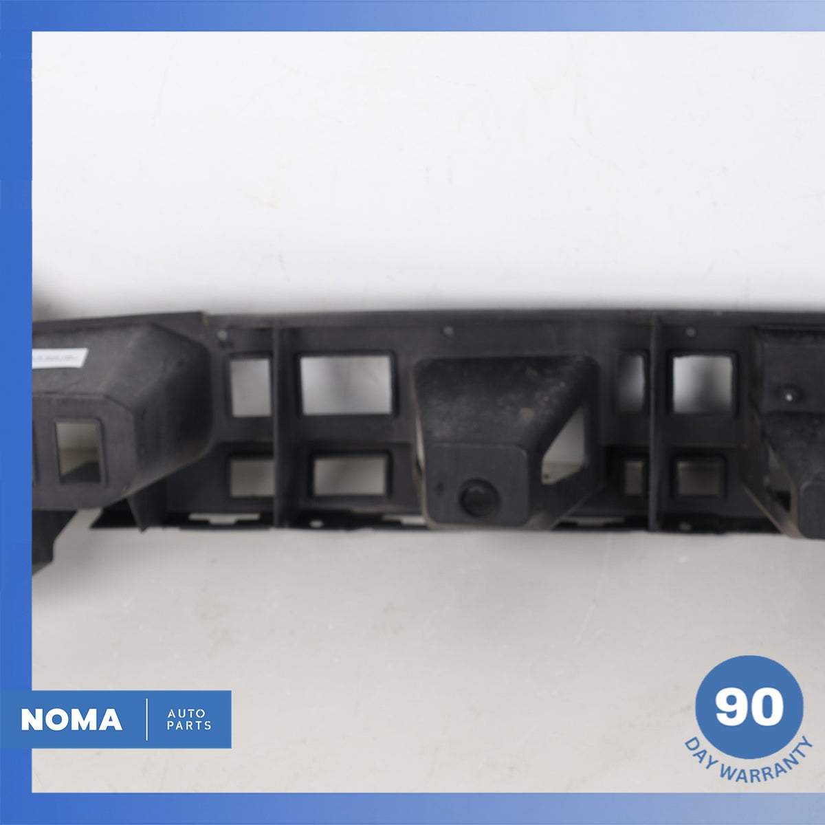 18-23 Range Rover L560 Velar Rear Bumper Center Mount Support Bracket OEM - photo 14