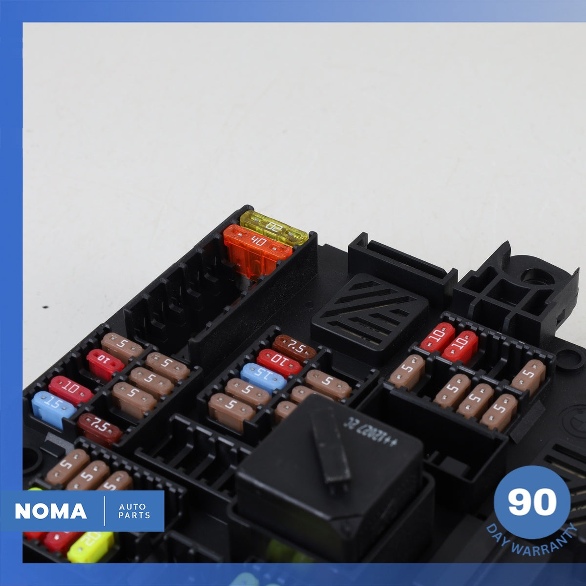 BMW F07 535i 650i 640i Rear Fuse Relay Distribution Box 9264923 OEM - photo 3