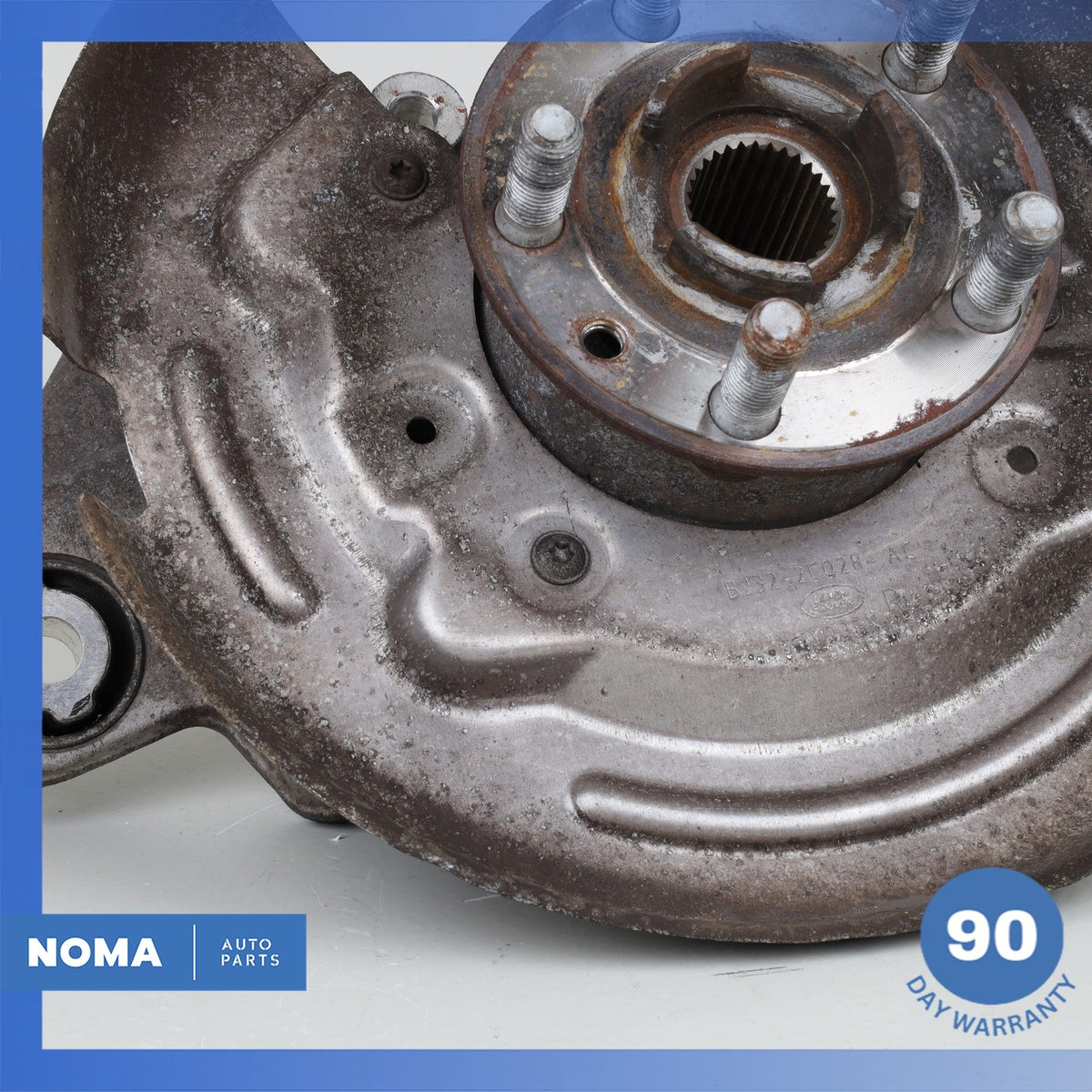 LR Range Rover Evoque L538 Rear Right Spindle Knuckle Hub w/ Shield OEM - photo 4