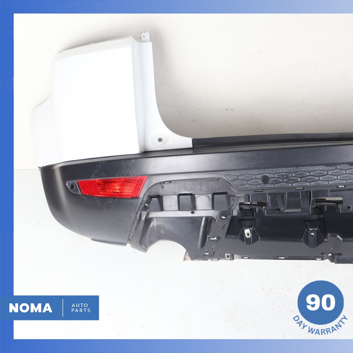 12-15 LR Range Rover Evoque L538 Rear Bumper Cover Panel Assembly White OEM - photo 3