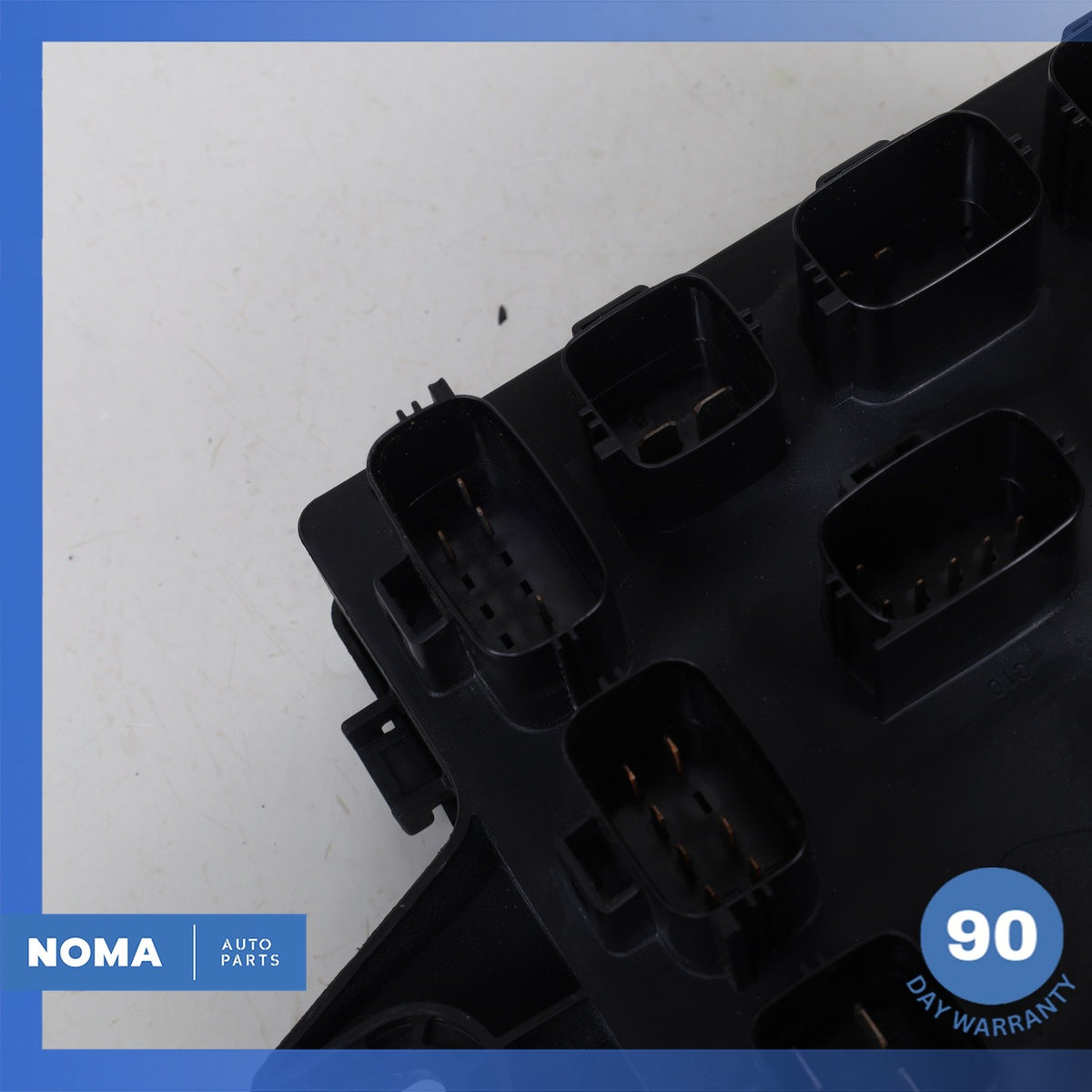 07-11 Jaguar X150 XK XKR Front Relay Fuse Box 6W8314A073AD OEM - photo 12