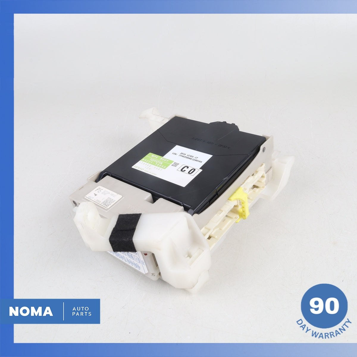 Lexus ZWA10 CT200h Multiplex Network Control Module w/ Fusebox OEM - photo 2