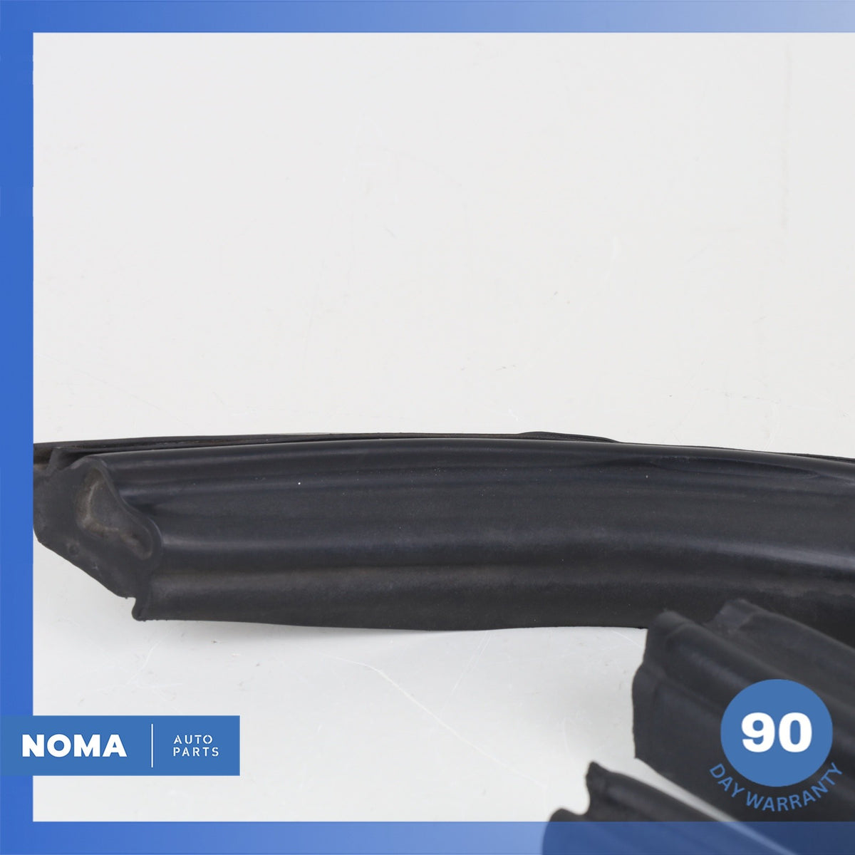 03-08 BMW E85 Z4 Convertible Top Roof Left Side Outside Molding Seal Set OEM - photo 2