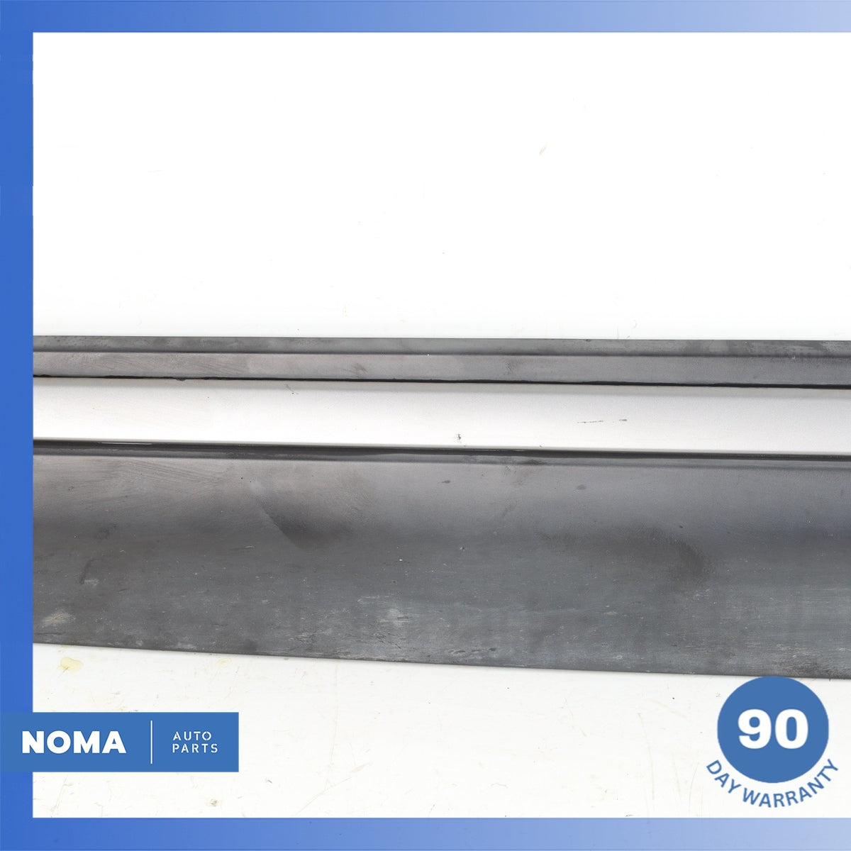 12-19 Range Rover Evoque L538 4DR Front Left Door Lower Molding BJ3221065BJ OEM - photo 3